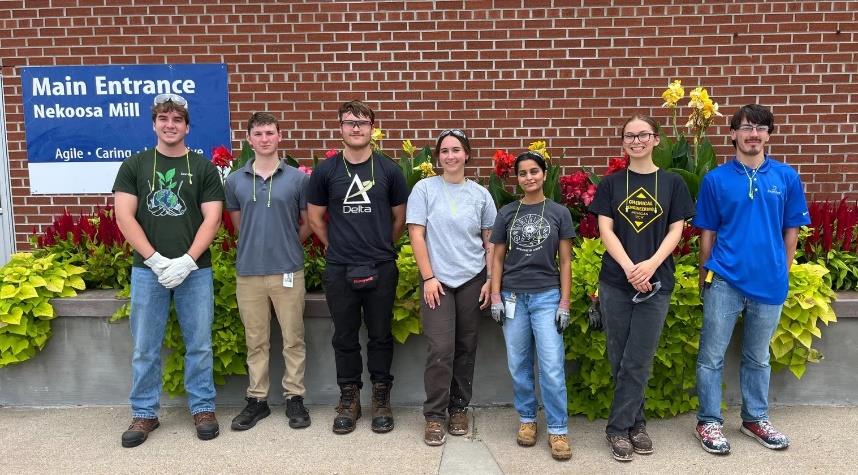 Domtar Team Nekoosa Interns 2025, From left: Garret Donohue, Andrew Jasonides, Ian Stefaniak, Zoe Kumm, Arushi Patil, Jayme Weiss, and Jonah Semyonov.