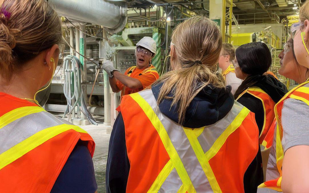 Domtar Hosts Students During Central Wisconsin Manufacturing Alliance’s Heavy Metal Tour
